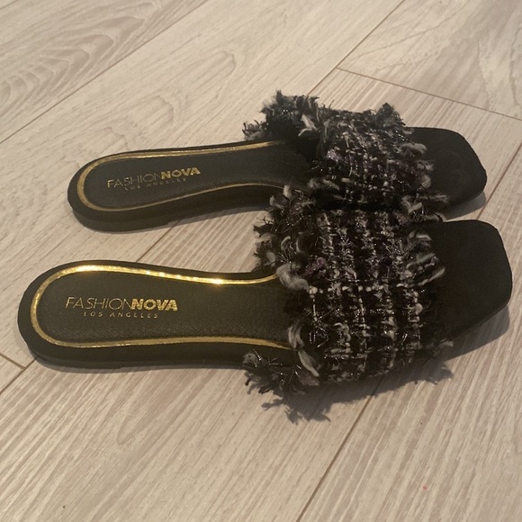 Fashion Nova women sandals, size 8​ - Picture 8 of 10